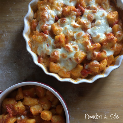 featured image thumbnail for post Gnocchi di patate e paprika piccante al forno