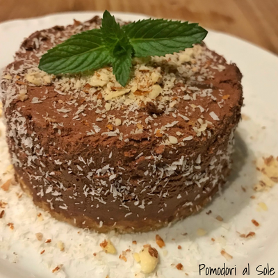 featured image thumbnail for post Mini mousse di cioccolato su biscotto al miele